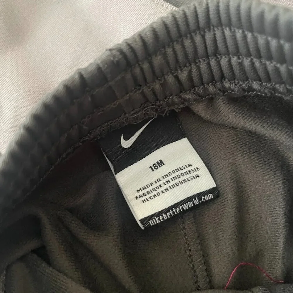 NIKE 2 pc sweatsuit - toddler size 18mo